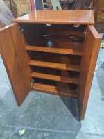 CABINET - 2