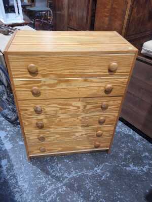 CHEST OF DRAWERS