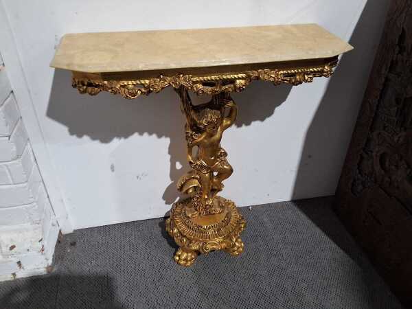 HALL CONSOLE