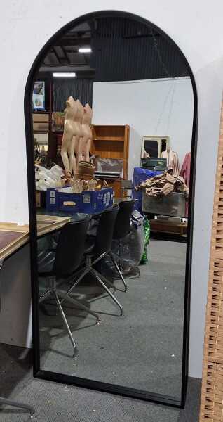 LONG MIRROR