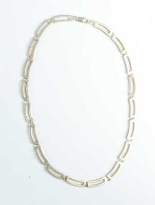 SILVER NECKLACE