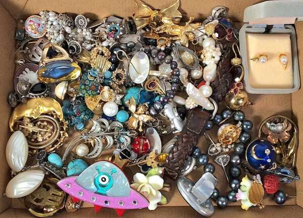 JEWELLERY