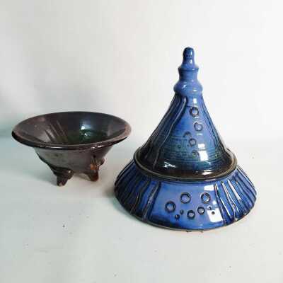 STUDIO POTTERY