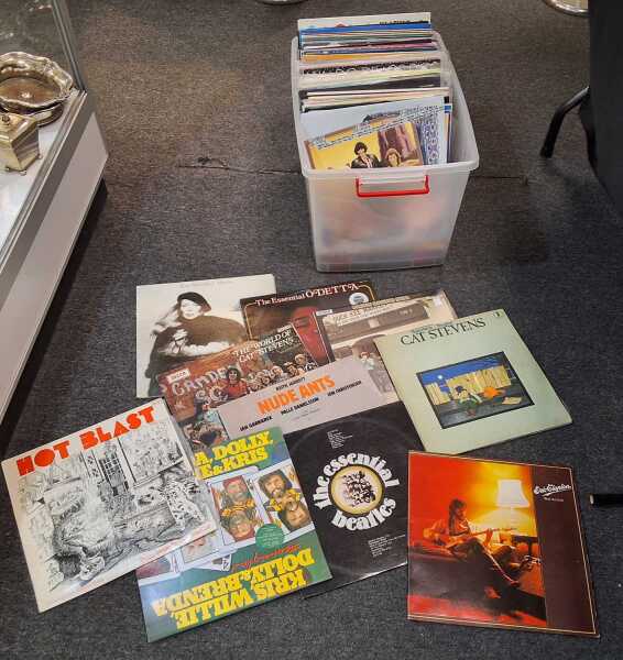 RECORDS