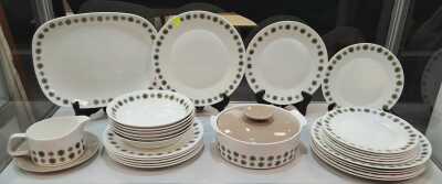 MEAKIN DINNER SERVICE
