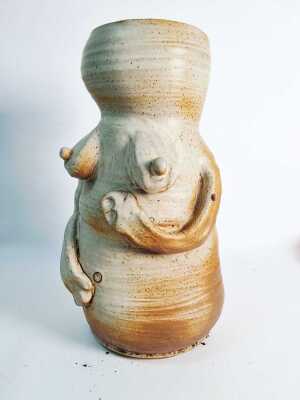 STUDIO POTTERY