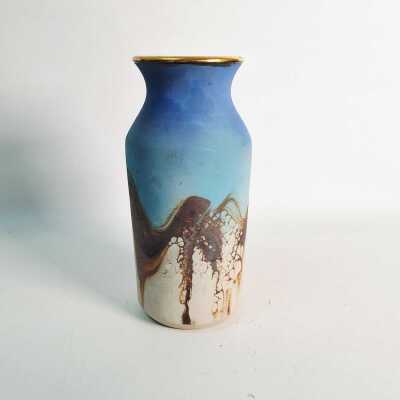 STUDIO POTTERY