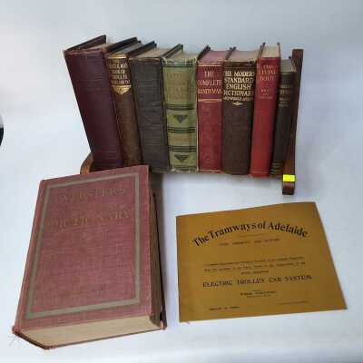VINTAGE LIBRARY