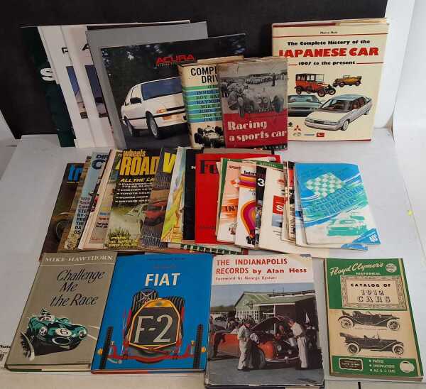 RACING BOOKS