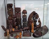 NEW ZEALAND CARVINGS