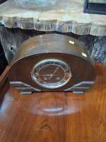 MANTLE CLOCK