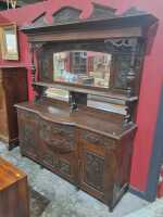 SIDEBOARD
