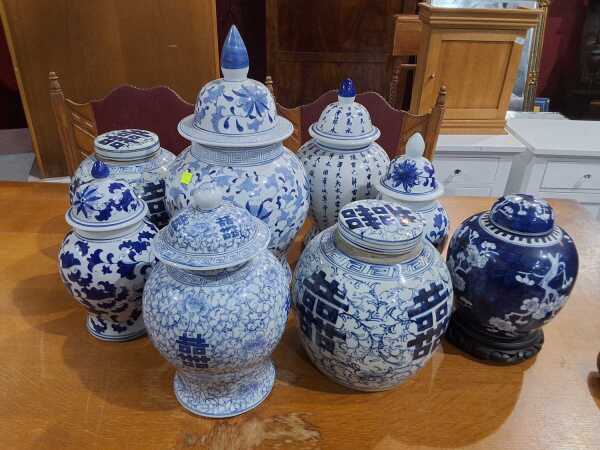 LIDDED JARS