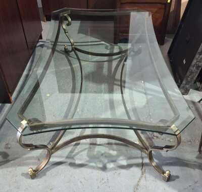 166 · COFFEE TABLE