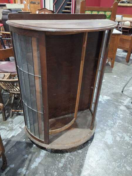 CHINA CABINET