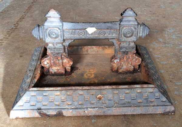 BOOT SCRAPER