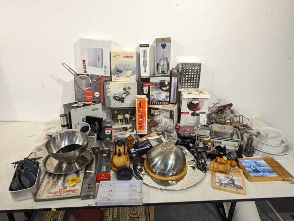 KITCHEN WARE
