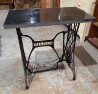 HALL CONSOLE