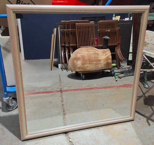 WALL MIRROR