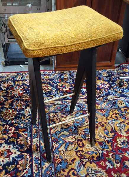 ATOMIC BAR STOOL