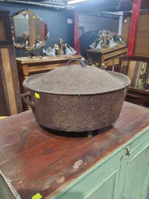 Cast Iron Pot