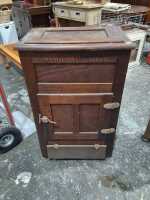 ICE CHEST