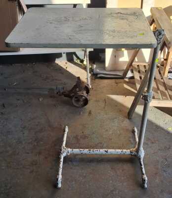 423 · OVERBED TABLE