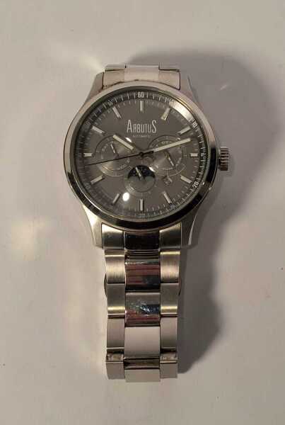 WRISTWATCH