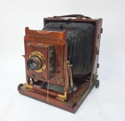 Field Camera