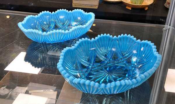 GLASS DISHES