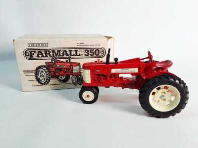 Model Tractor