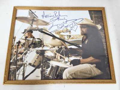 SIGNED PHOTO