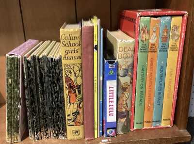 CHILDRENS BOOKS