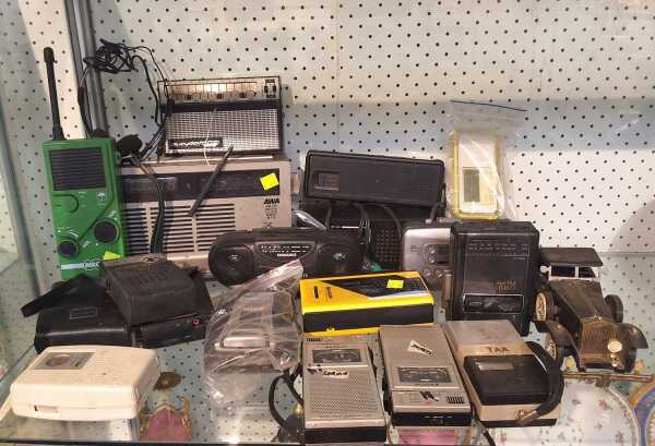 TRANSISTOR RADIOS