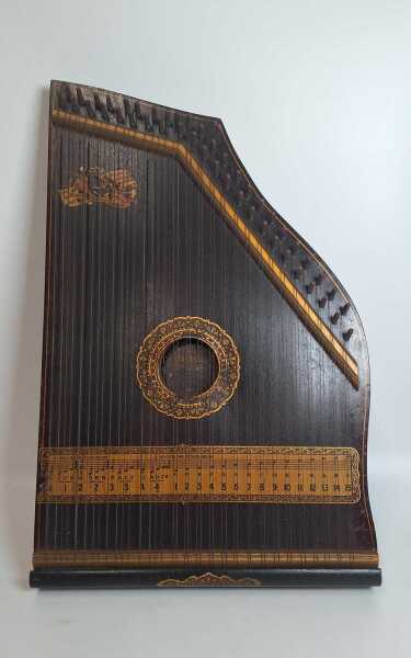 MANDOLIN