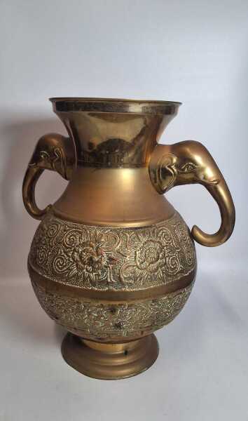 BRASS URN