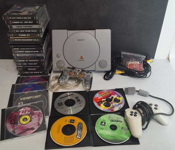 PLAYSTATION 1 LOT
