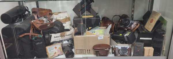 PHOTOGRAPHY COLLECTABLES
