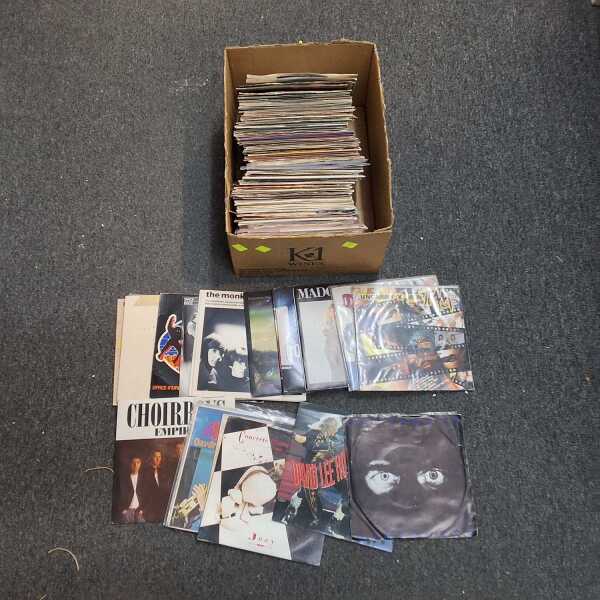 VINYL RECORDS