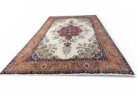 TABRIZ RUG