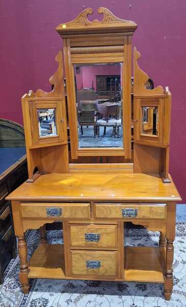 DRESSING TABLE