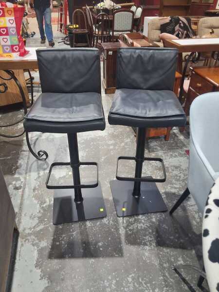 BAR STOOLS