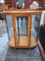 DISPL&Agrave;Y CABINET - 2