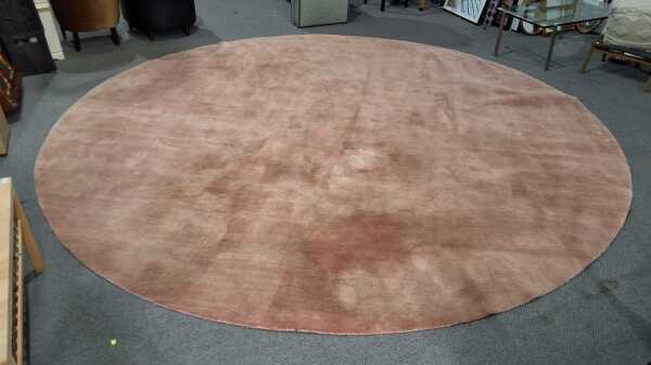 CIRCULAR RUG