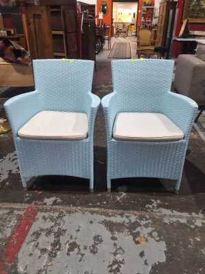 328 · PATIO CHAIRS