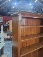 BOOKSHELF - 2