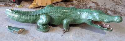 368 · CROCODILE SCULPTURE