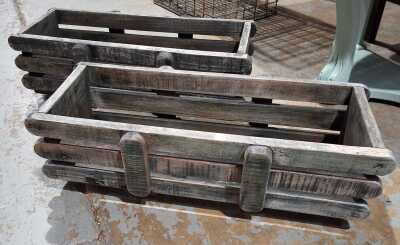 389 · TEAK PLANTERS