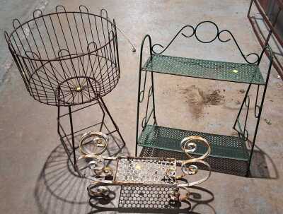 392 · PLANTER STANDS