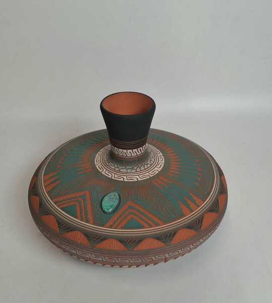 NAVAJO POTTERY